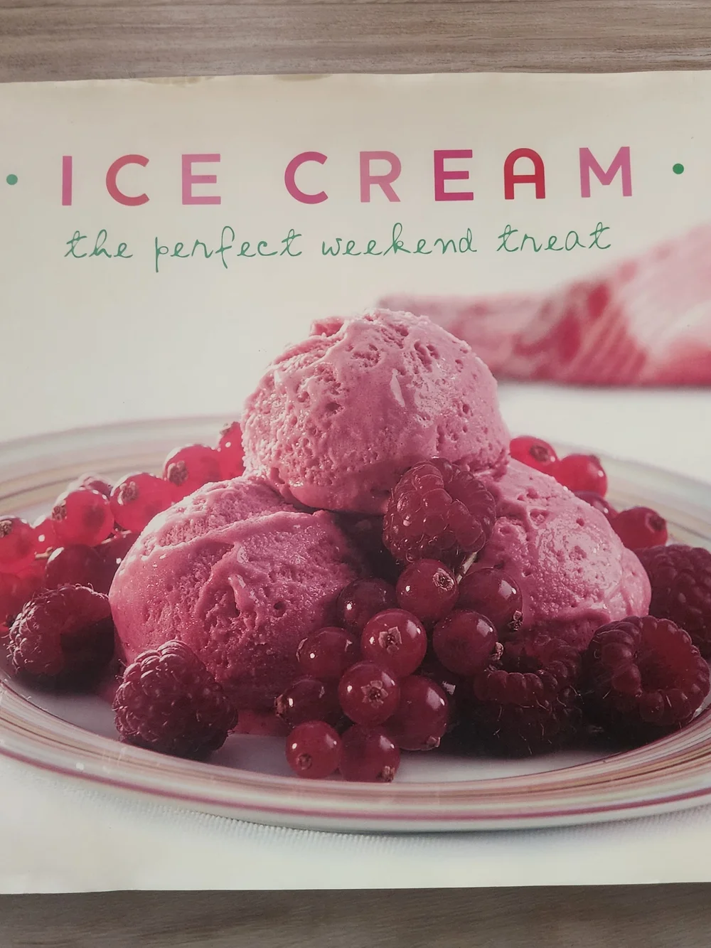 Ice Cream Treats Ser. Hardcover Illustrated Cookbook Recipes